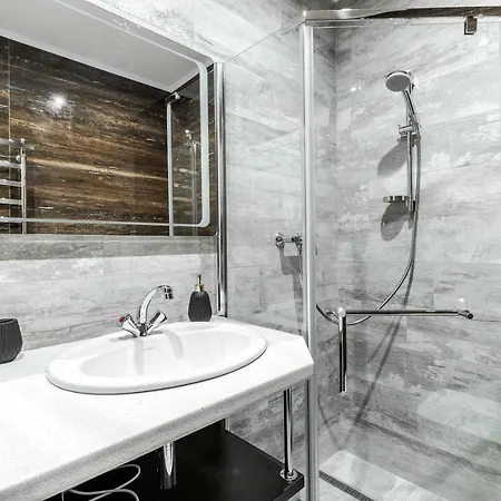 Inshiapartments On Hazova Str 3 Lviv Exterior photo